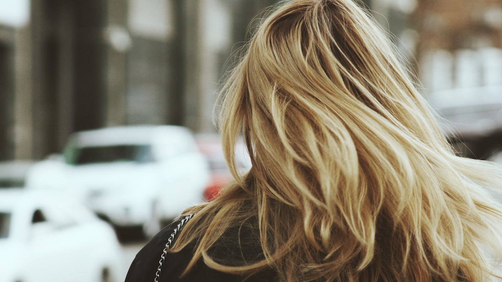 Pourquoi perd-on ses cheveux ? - Epycure