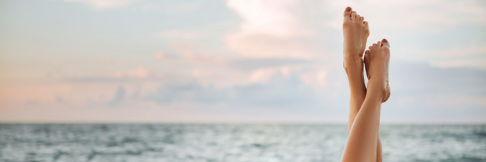 Jambes lourdes et cellulite : causes et solutions