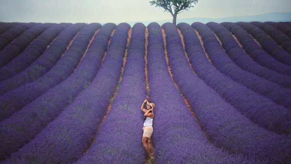 Les huiles essentielles indispensables pour l'été