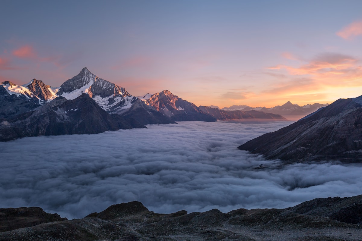 Paysage naturel serein évoquant la détente et les bienfaits du magnésium