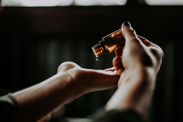 Acné hormonale : comprendre les causes et agir naturellement sur sa peau