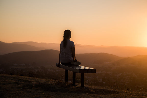 Cortisol et prise de poids : comprendre le lien pour agir efficacement