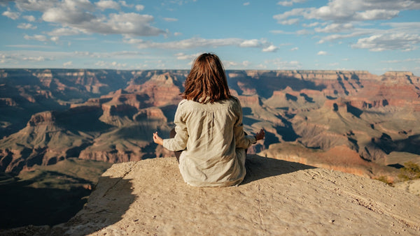 SPM et douleurs menstruelles : comment mieux vivre son cycle naturellement